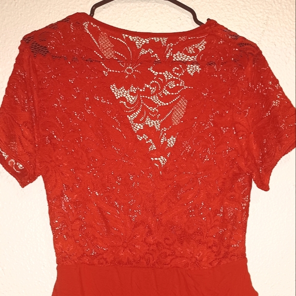 Red Lace v-neck bodysuit (2XL) - Picture 3 of 5